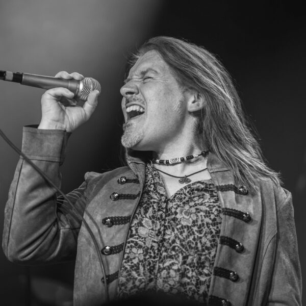 Michael Dorp: Vocals Michael Dorp