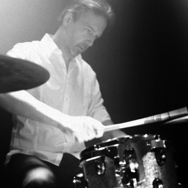 Philip Mestwerdt: Drums Philip Mestwerdt